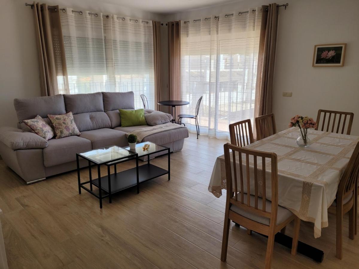 Centro Apartemen *